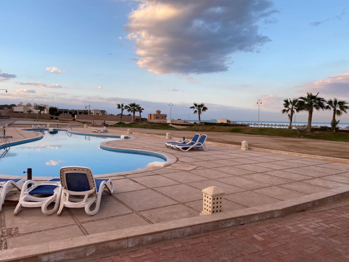 Porto Sokhna Royal Sea & Pool View Aparthotel Айн Сохна Екстериор снимка