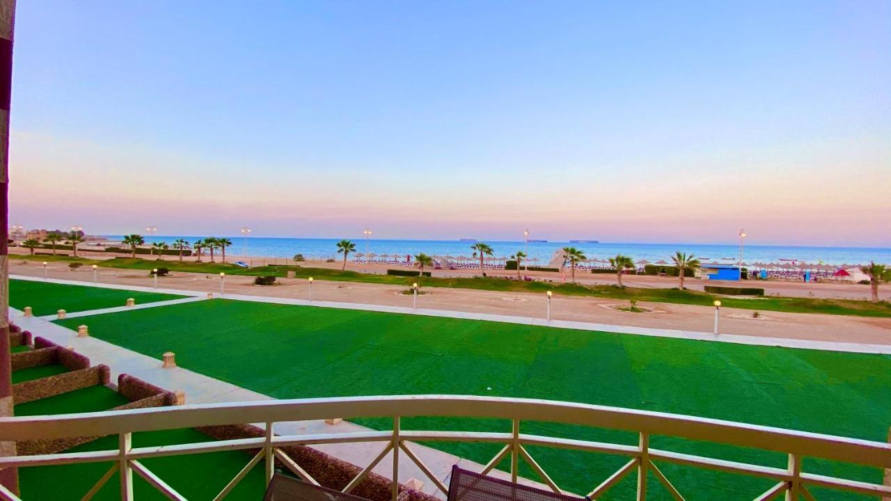 Porto Sokhna Royal Sea & Pool View Aparthotel Айн Сохна Екстериор снимка