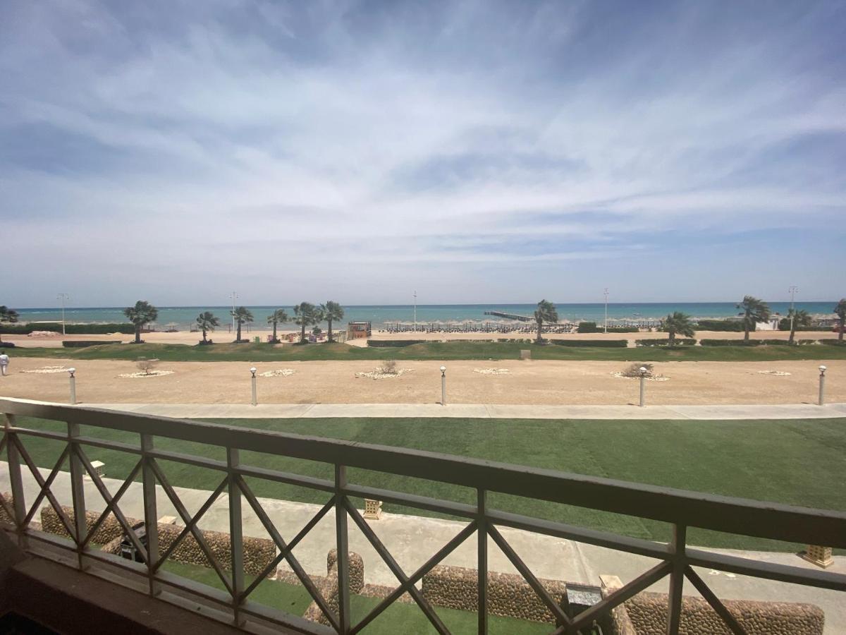 Porto Sokhna Royal Sea & Pool View Aparthotel Айн Сохна Екстериор снимка