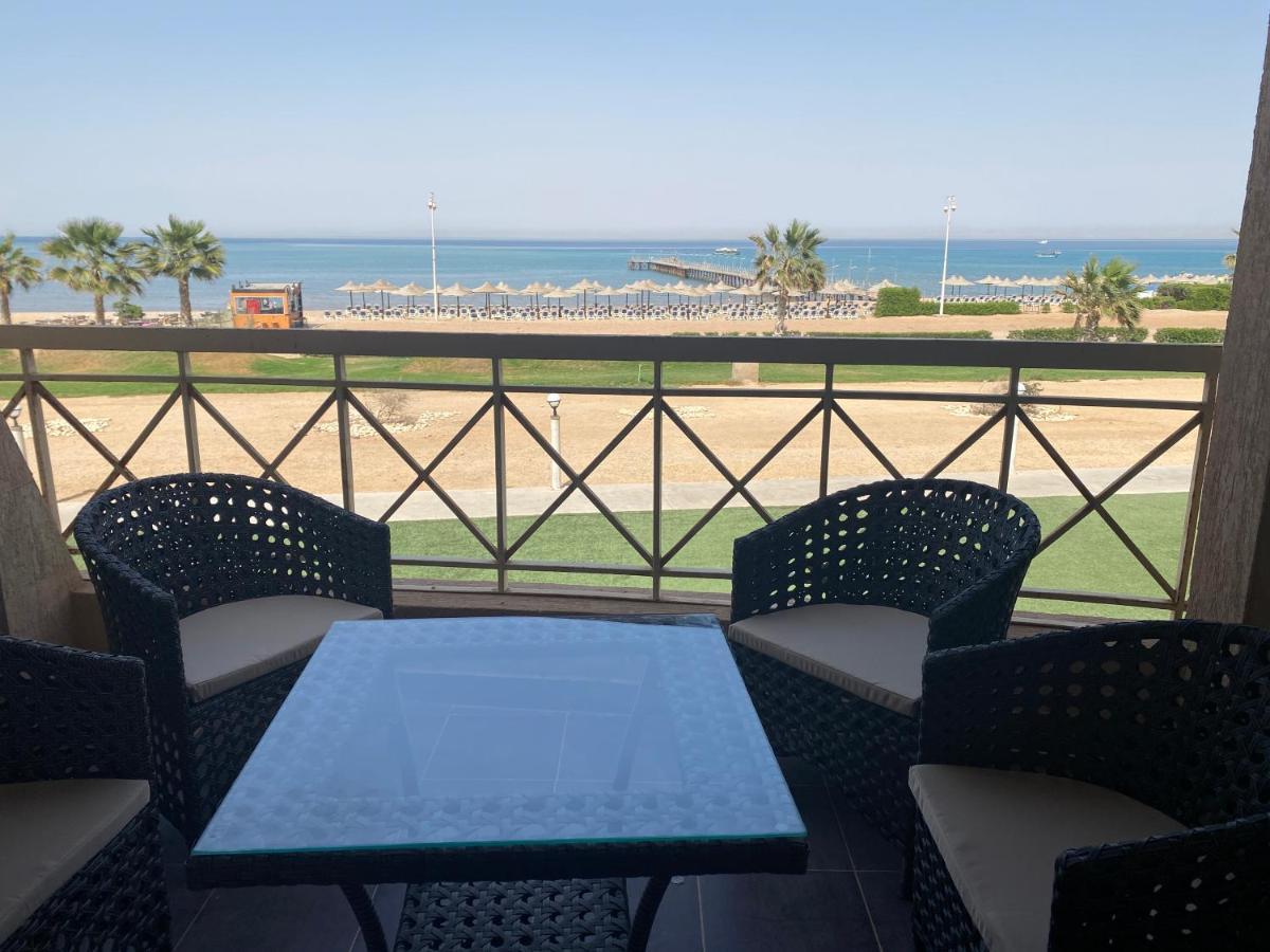 Porto Sokhna Royal Sea & Pool View Aparthotel Айн Сохна Стая снимка