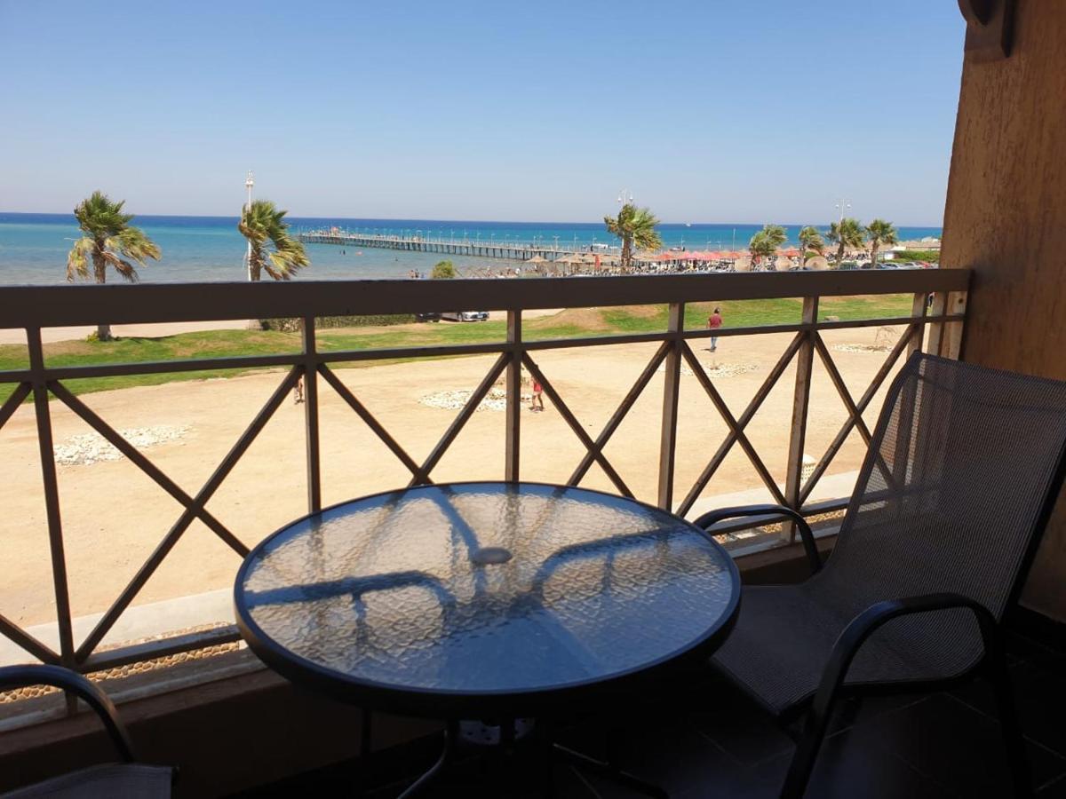 Porto Sokhna Royal Sea & Pool View Aparthotel Айн Сохна Екстериор снимка